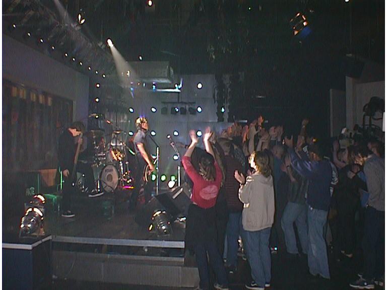 Photo gallery from the gig in London, England (Top of the Pops) shot on November 13, 1997